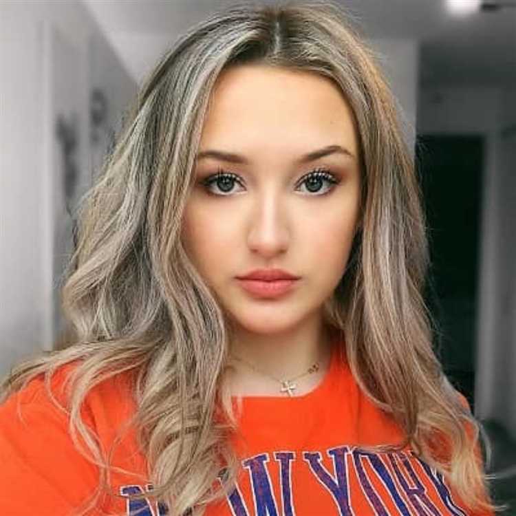 Kiera Bridget: Biography, Age, Height, Figure, Net Worth