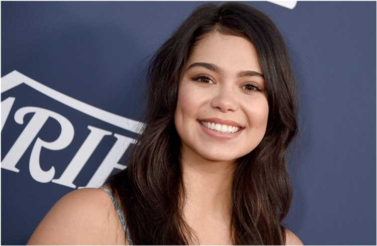 Kissa Bush: Biography, Age, Height, Figure, Net Worth