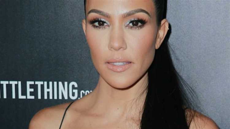 Kourtney Kardashian: Biography, Age, Height, Figure, Net Worth