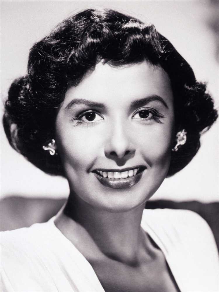 Lena Horne: Biography, Age, Height, Figure, Net Worth