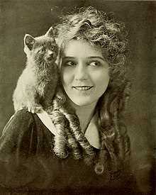 Mary Pickford: Biography, Age, Height, Figure, Net Worth