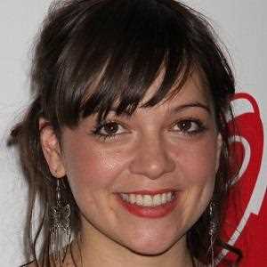 Natalia Lafourcade: Biography, Age, Height, Figure, Net Worth