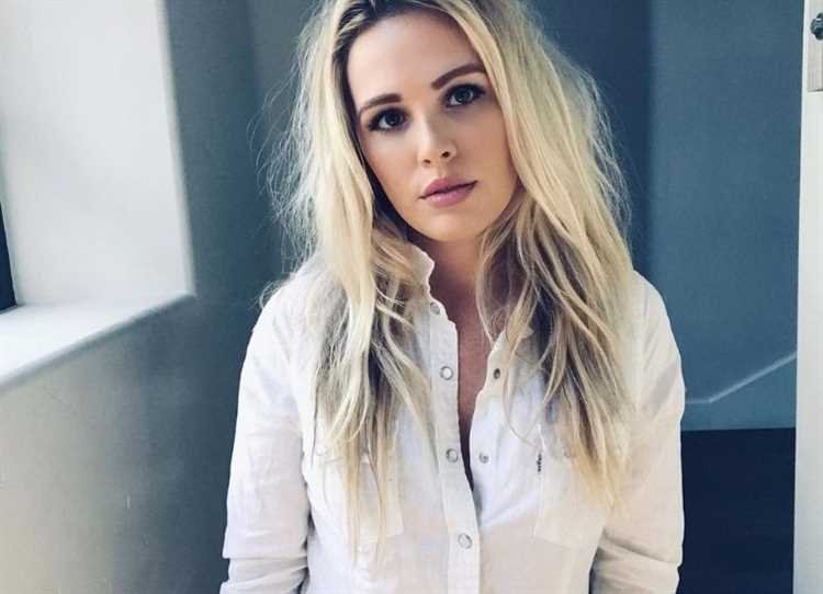 Natalie Brown: Biography, Age, Height, Figure, Net Worth