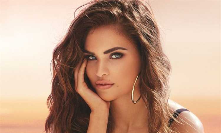 Robin Holzken: Biography, Age, Height, Figure, Net Worth