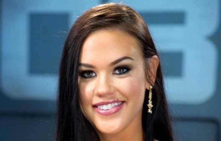 Roxy Royce Net Worth: Career Earnings and Investments