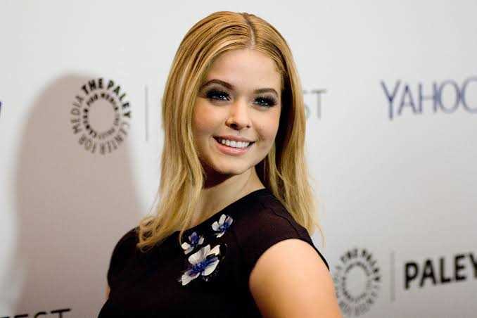 Sasha 19: Biography, Age, Height, Figure, Net Worth