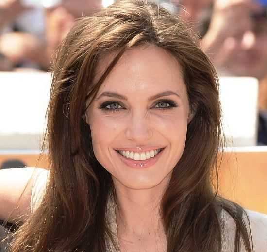 Sweet Angelina Revealing Her Full Biography Age Height Figure And Net Worth Bio 0550