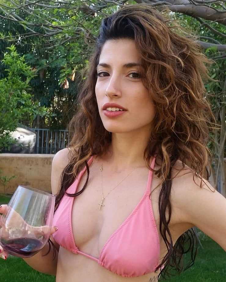 Tania Raymonde Biography