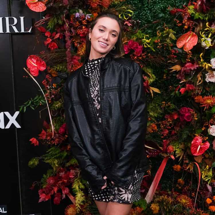 What is Taya Silvers' Net Worth?