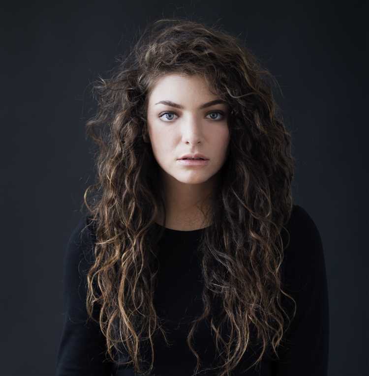 Lorde's Age and Height