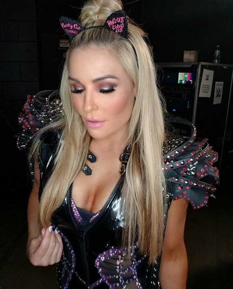 Natalya (Wrestler) and More: Biography, Age, Height, Figure, Net Worth