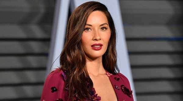 Personal Life and Relationships of Olivia Munn