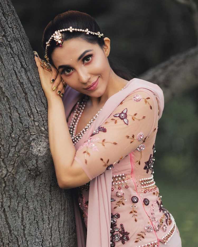 Parvathy Nair: Biography