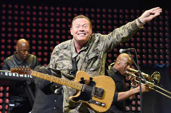 Ali Campbell: Biography, Age, Height, Figure, Net Worth