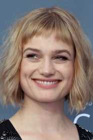 Alison Sudol's Age and Height