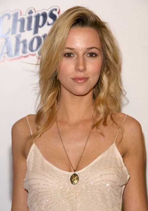 Alona Tal: Biography, Age, Height, Figure, Net Worth