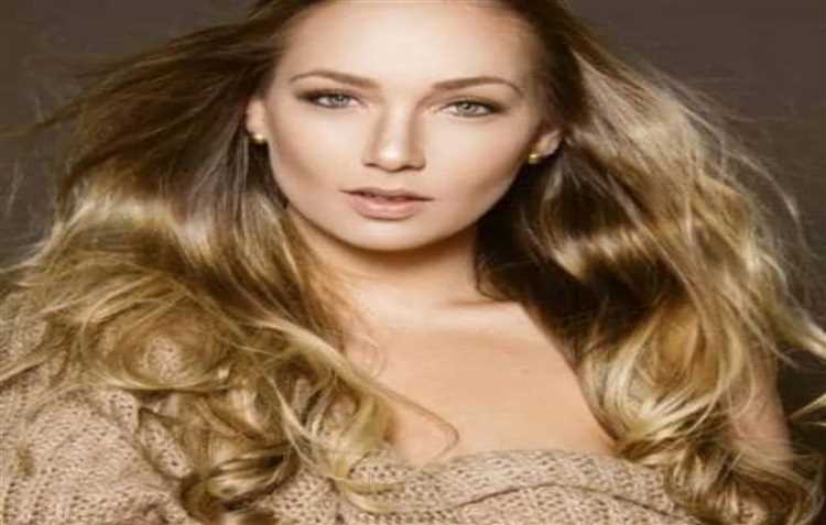 Aurora Stone: Biography, Age, Height, Figure, Net Worth