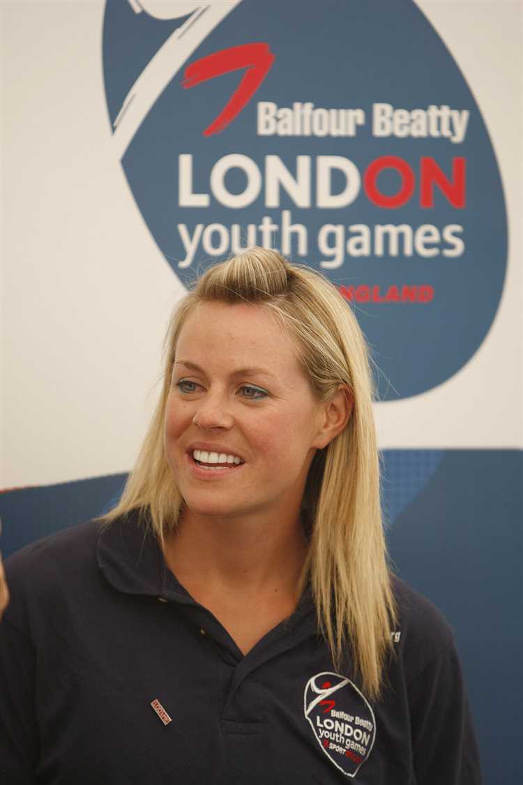 Chemmy Alcott: Biography, Age, Height, Figure, Net Worth