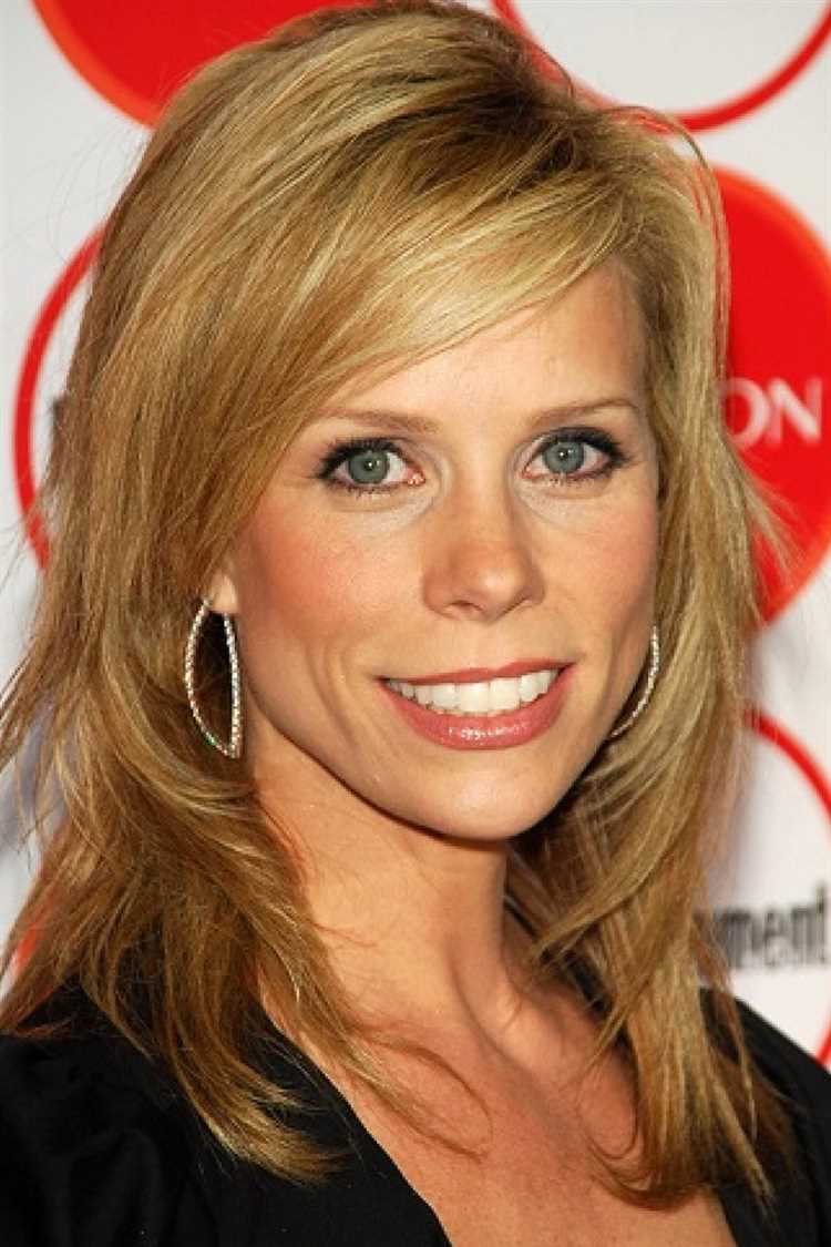 Cheryl Hines - An Insight into the Life of this Prolific Actress