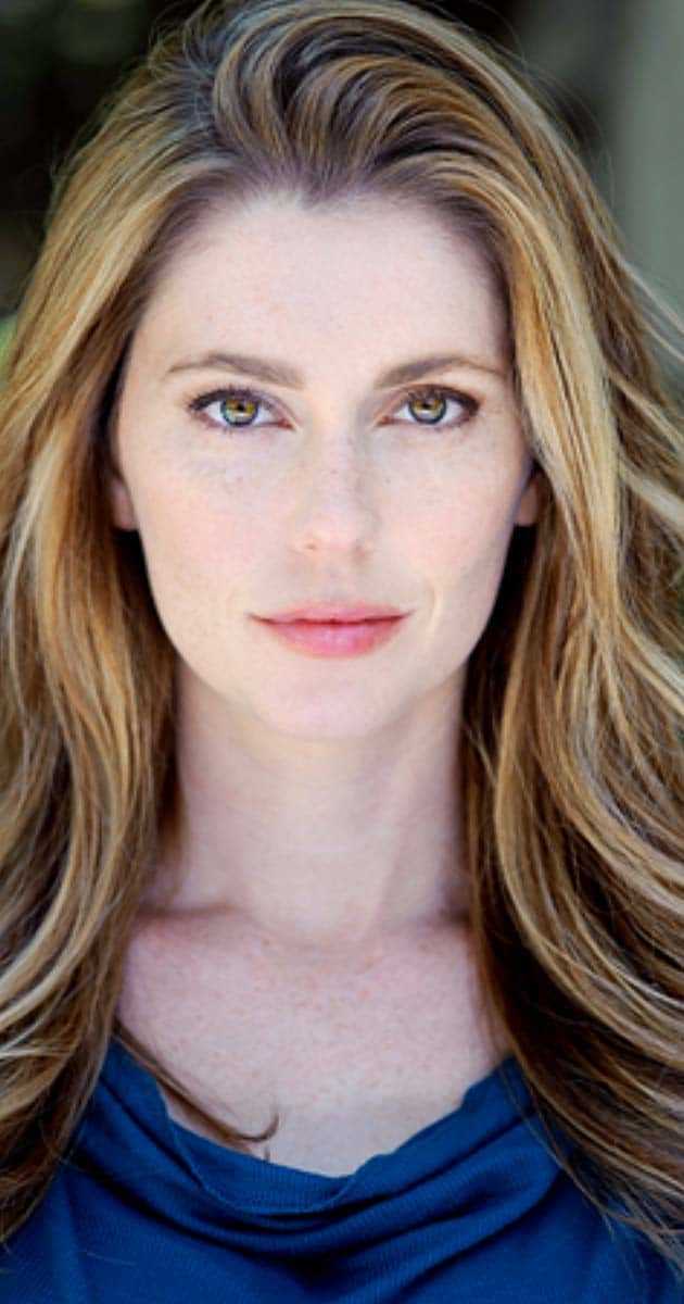 Diora Baird: Biography, Age, Height, Figure, Net Worth