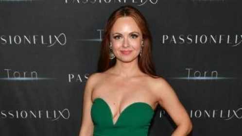 Galadriel Stineman: Biography, Age, Height, Figure, Net Worth