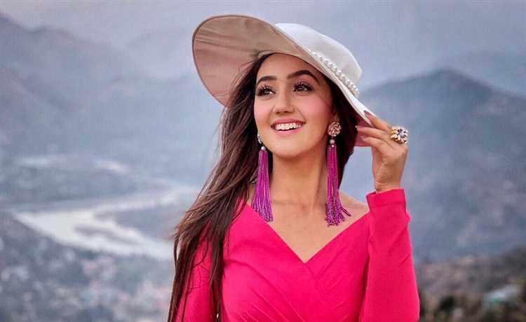 Gaya Patal: Biography, Age, Height, Figure, Net Worth