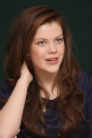 Georgie Henley: Biography, Age, Height, Figure, Net Worth