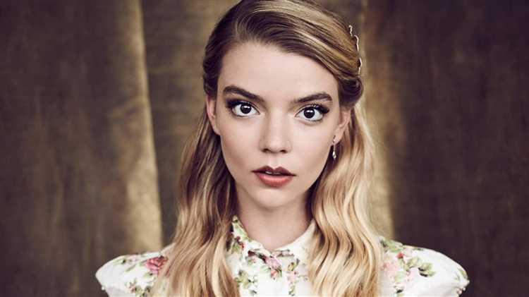 Glamy Anya: Biography, Age, Height, Figure, Net Worth