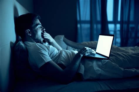  How Technology in the Bedroom Impacts Intimacy and Sleep 