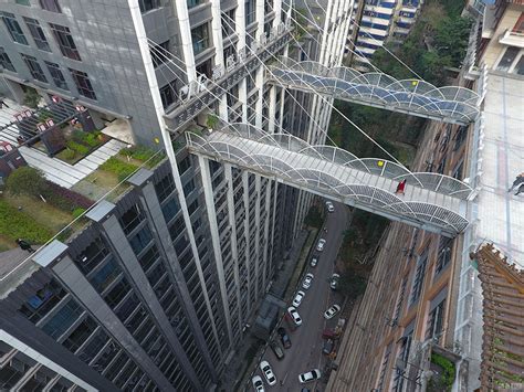 A Bridge Connecting Two Worlds: The Magnificent Suspension Overpass