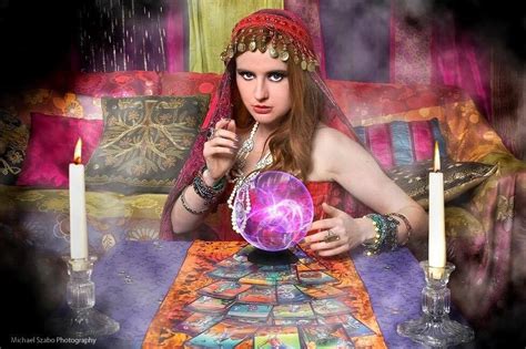 A Glimpse into the Future: Exploring the Mysteries of a Fortune-Teller Encounter