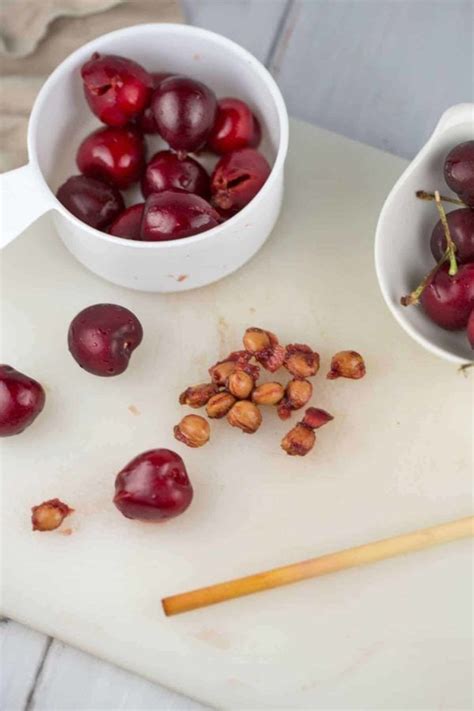 A Step-by-Step Guide to Removing Pits from Cherries with Ease