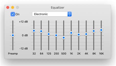 Adjusting the Volume and EQ Settings