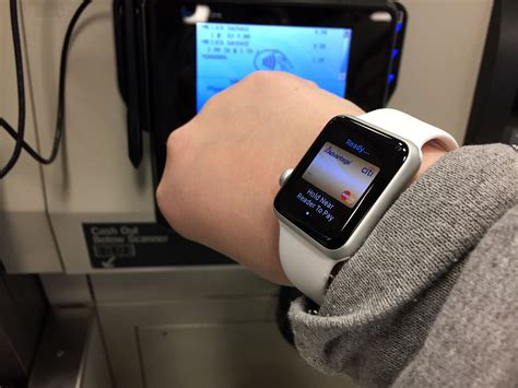 Advantages of Utilizing Apple Pay through your Apple Wristwear