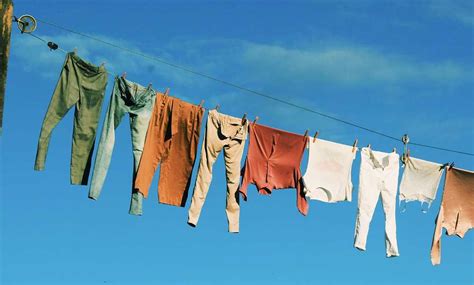 Analyzing the Hidden Messages and Emotions in Dreams about Air Drying Clothes