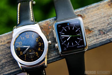 Android Wear vs. Apple Watch