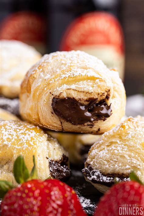 Baking and Serving the Delicious Filled Pastry: Expert Advice for a Perfect Result