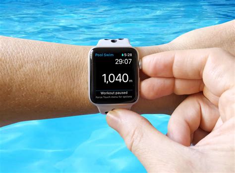 Best Practices for Swimming with Your Apple Watch SE