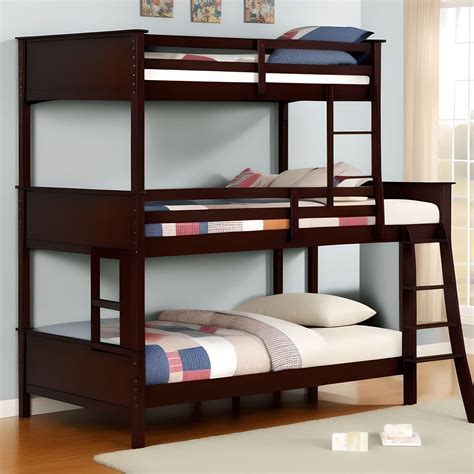 Bunk Beds in Dream Interpretation: Exploring the Significance of Social Hierarchy and Power