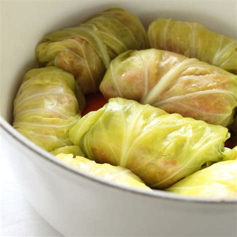 Choosing the Perfect Cabbage for Your Roll's Success