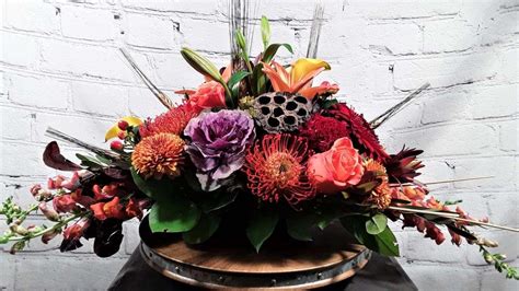 Choosing the Perfect Floral Arrangement: A Guide for Thoughtful and Personalized Gifts