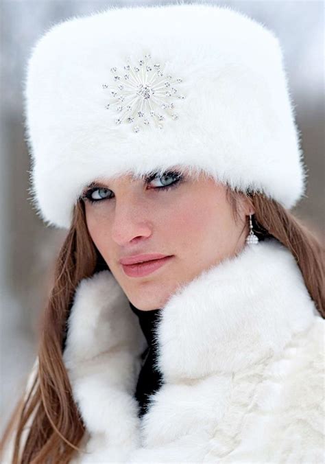 Choosing the Perfect Fur Headwear for Your Personal Style