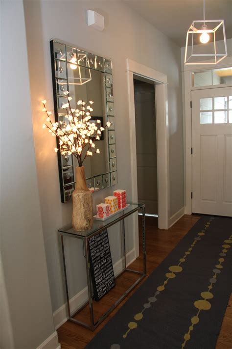 Choosing the Perfect Replacement for Your Apartment's Entryway