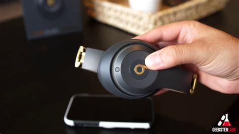 Connecting Wireless Earphones to Your Android Device