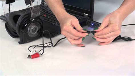 Connecting Your Headset Microphone to Your Computer