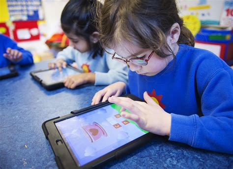 Creating a Digital Library for Children on the iPad