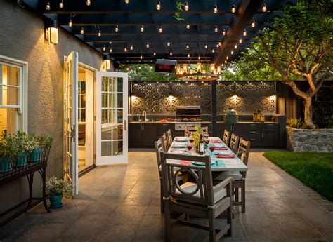 Creating an Enchanting Outdoor Dining Experience: Designing a Stunning Patio Area