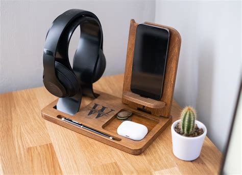 Creative Ideas for Personalizing Your Headphone Case