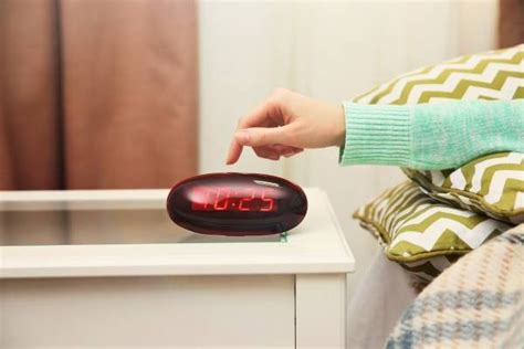 Customizing your alarm settings for a seamless morning start