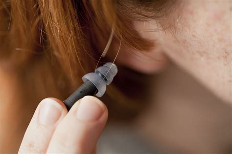 Dealing with the Irritating Blinking Issue on your Earbuds Equipped with Ear Hooks
